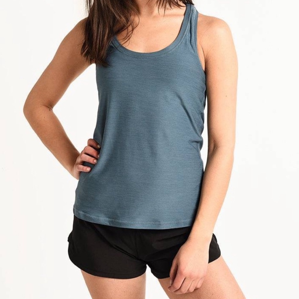 Vuori Lux Performance Tank